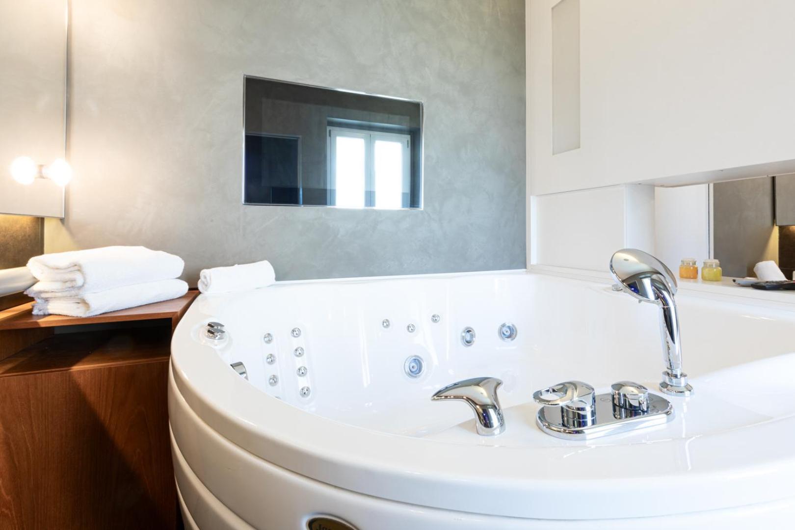 Citta Studi Terrace Suite With Jacuzzi - Top Collection Milán Exterior foto